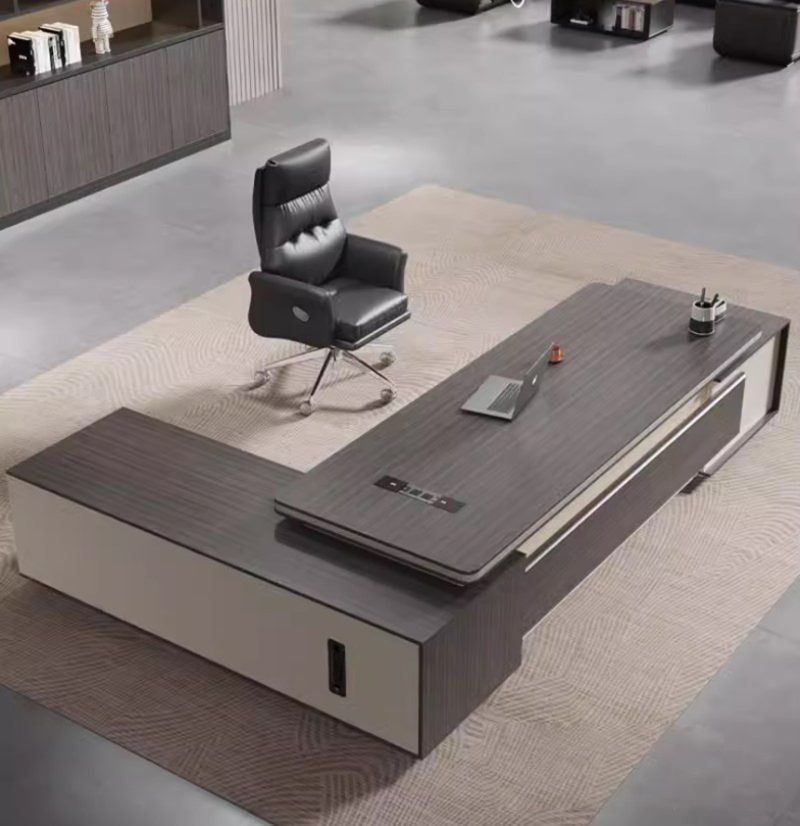 ban-giam-dco-dep-hien-dai-bang-go-4-800x826